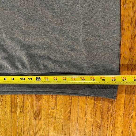 Disney Stitch Ice Cream Shoppe Sweatshirt Mens Medium NWT - Picture 12 of 13